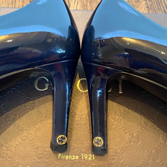 Gucci Navy Blue Patent Platform Pumps - Picture 9 of 11
